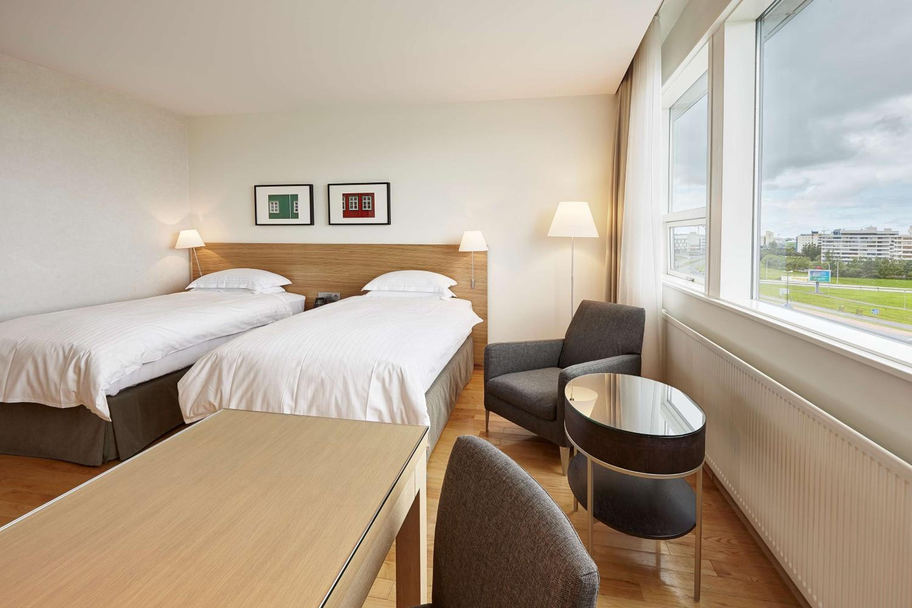 TWIN GUEST ROOM