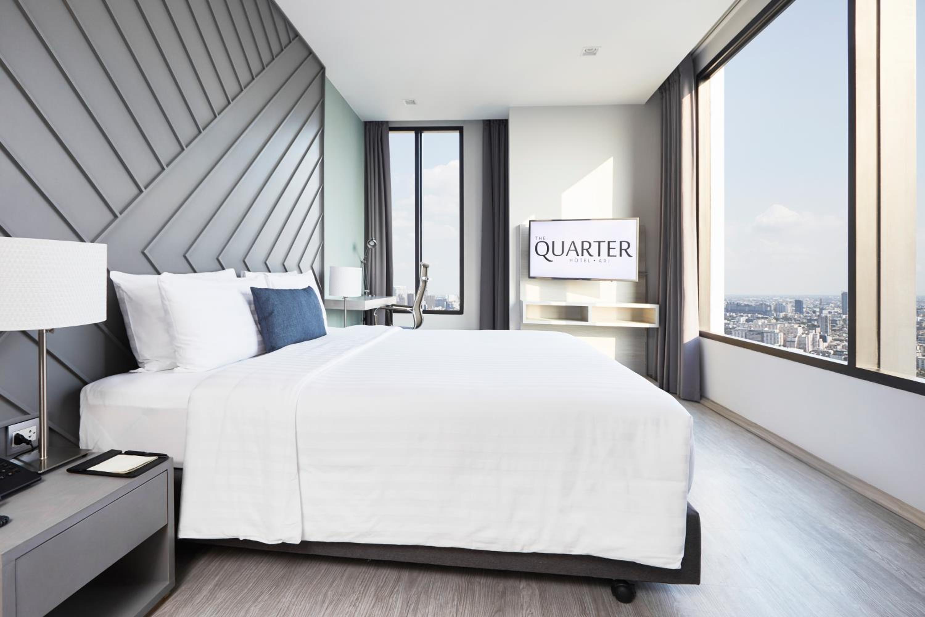 SUITE TWO BEDROOMS