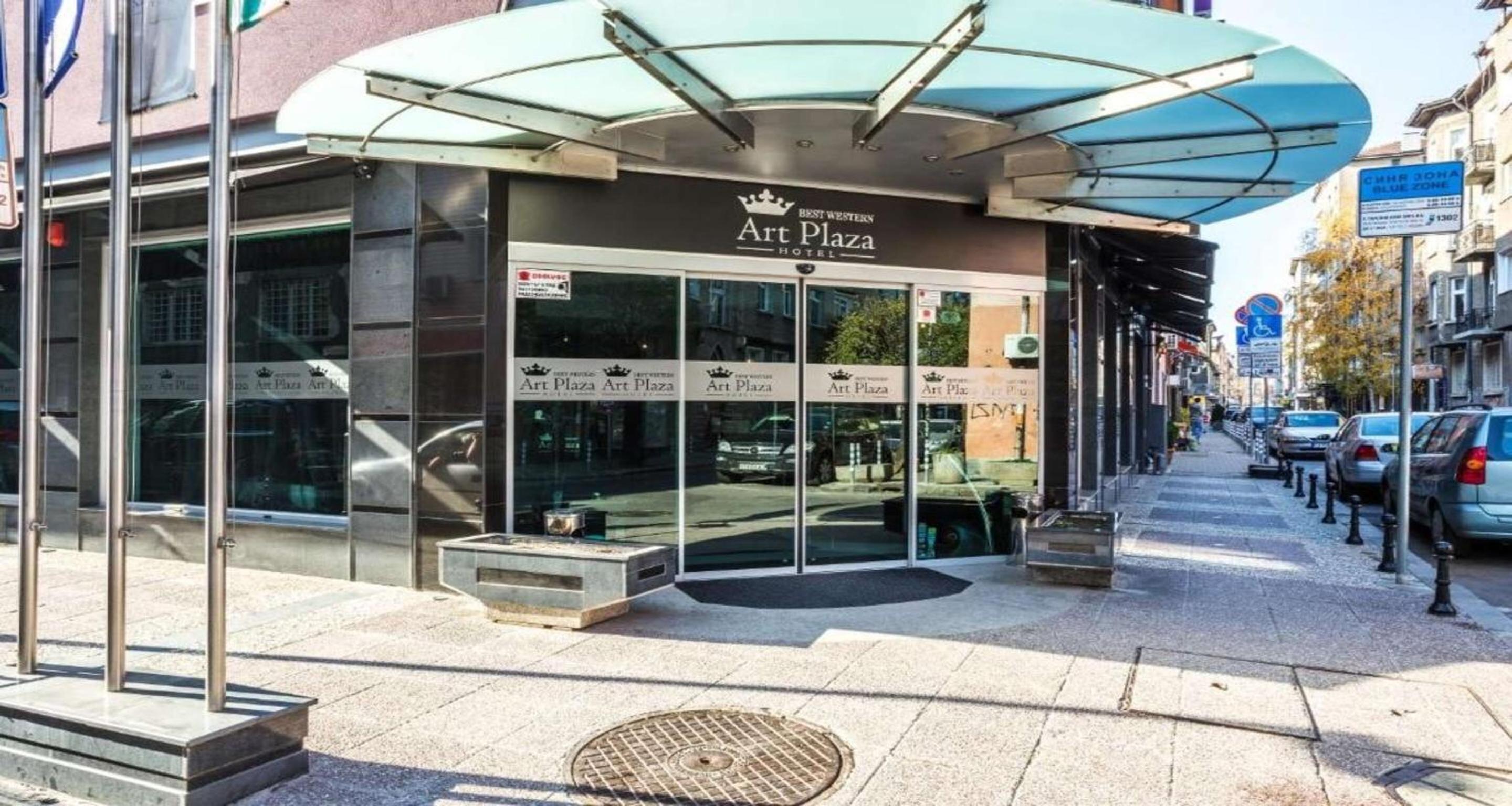 Art Plaza Hotel