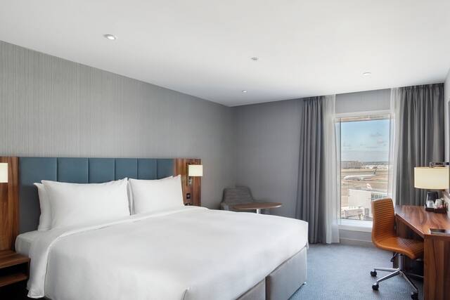 King Room High Floor with Runway View