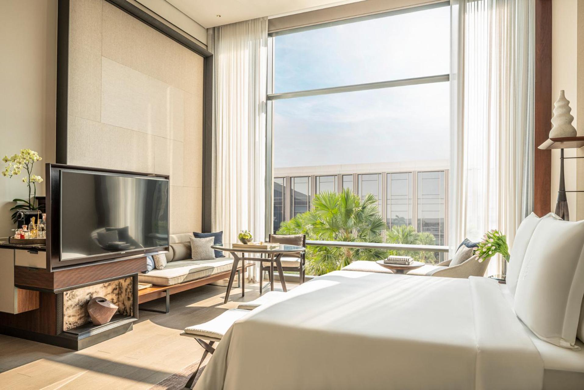 Deluxe Palm Court Room - King