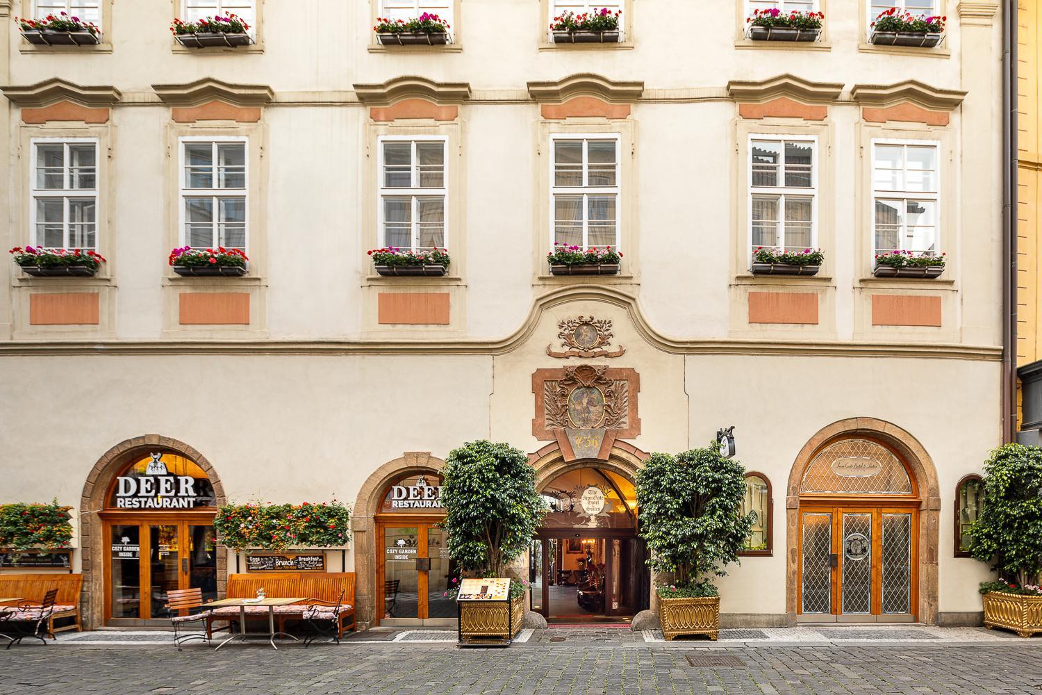 Iron Gate Hotel & Suites Prague by BHG