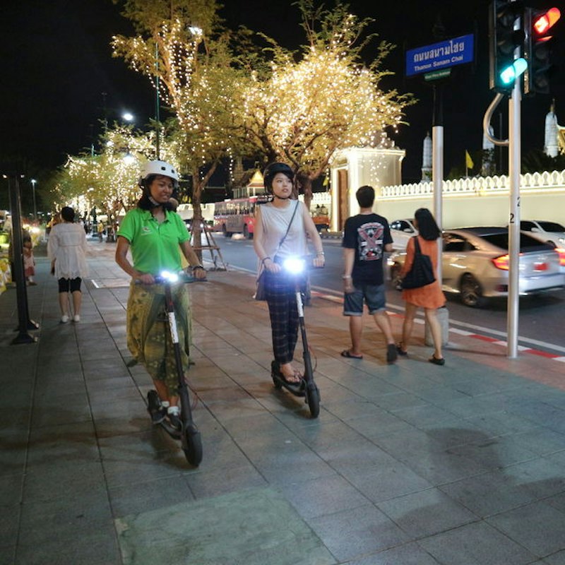 E-Scooter Night Tour: Electric Scooter Ride with Local Street Food