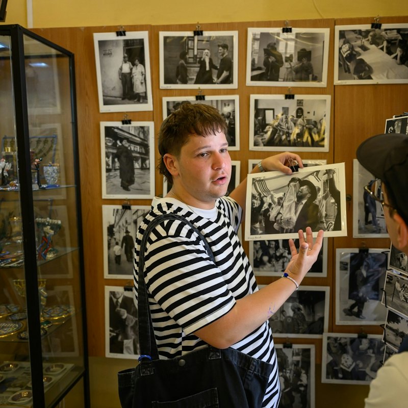 Grand tour of Kazinczy & Dohány Synagogue + Jewish Quarter Walking Tour