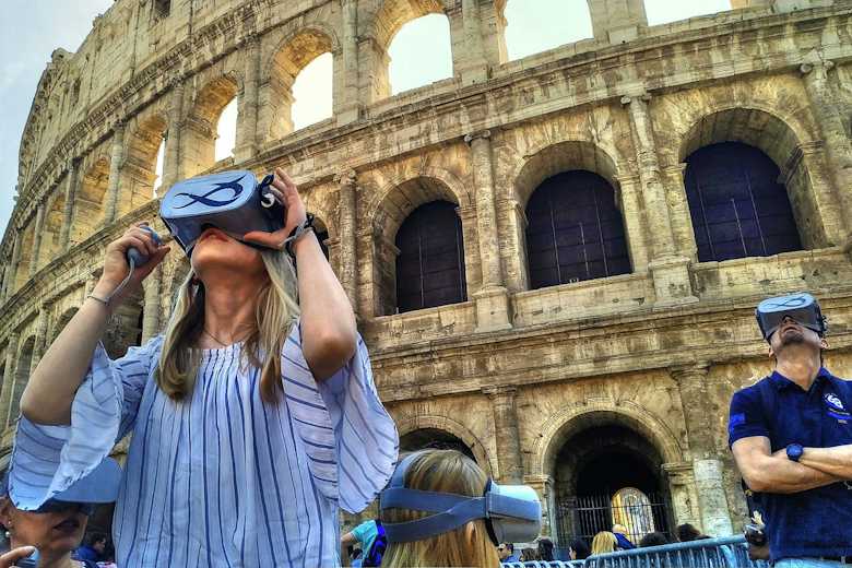 Colosseum, Roman Forum & Palatine Hill: Entry + VR Experience + Audio Guide