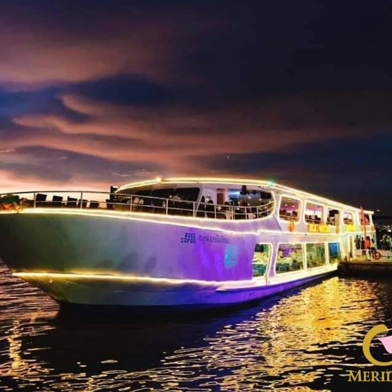 Bangkok: Meridian Dinner Cruise from INCONSIAM