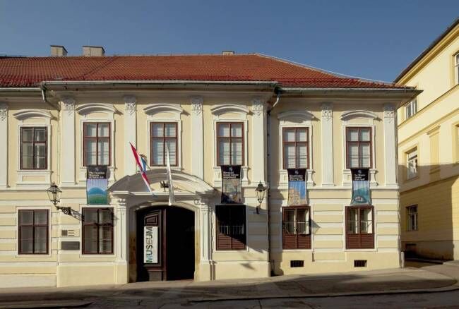 Croatian Museum of Naive Art Entry