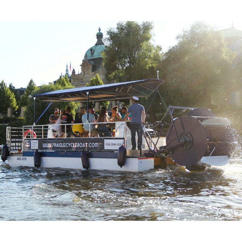 Prague: Cycle Boat Rental with Unlimited Drinks