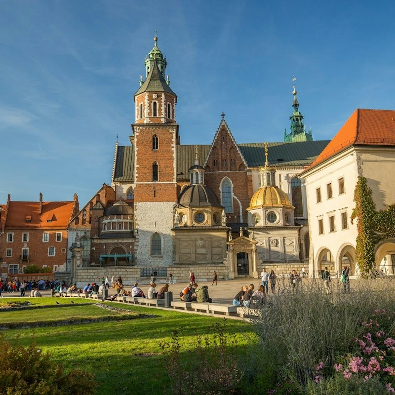 Wawel Royal Castle & Cathedral Interior: Guided Tour