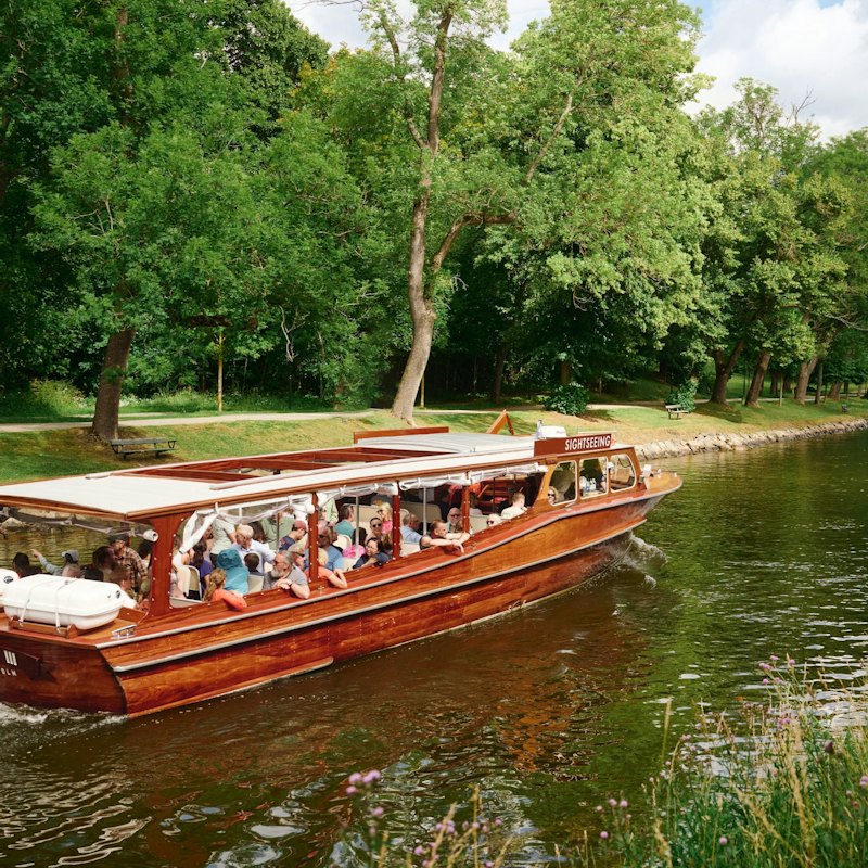 Stockholm: Guided Archipelago Wooden Boat Tour