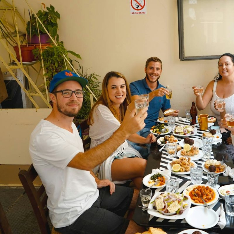 Athens: Walking Food Tour with Dinner