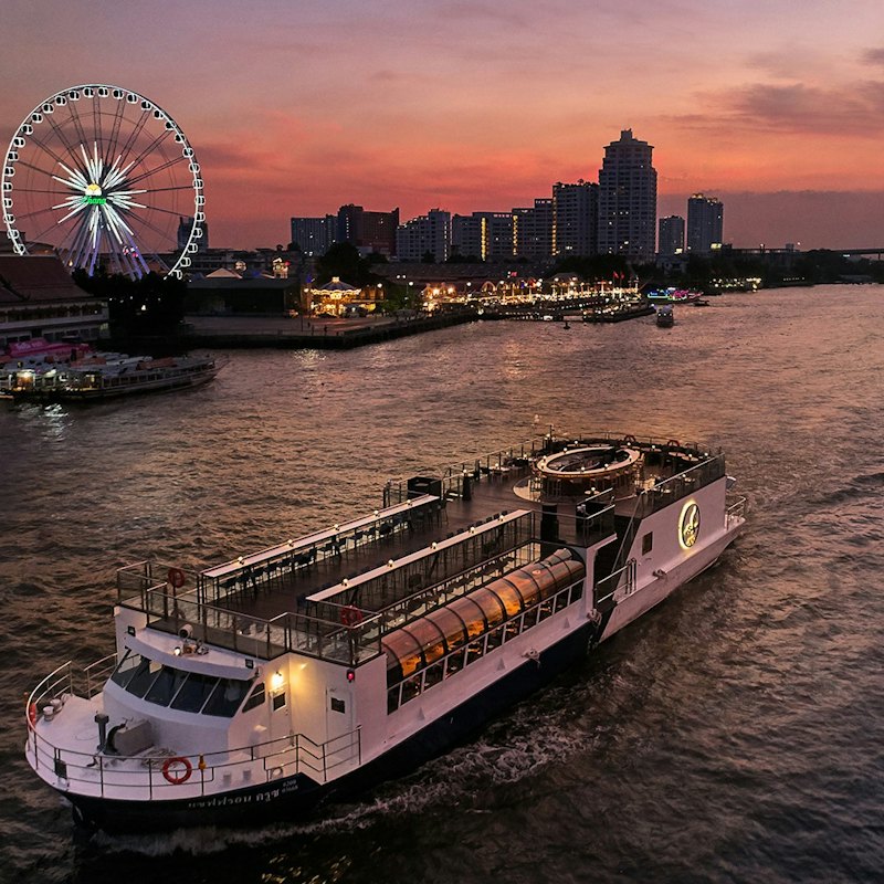 Bangkok: Saffron Luxurious Chao Phraya River Dinner Cruise
