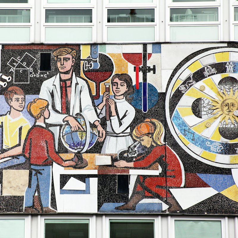 Berlin: The Wall & The GDR Guided Tour