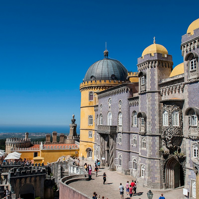 Sintra, Pena Palace, Cascais & Cabo da Roca: Small-Group Day Trip from Lisbon