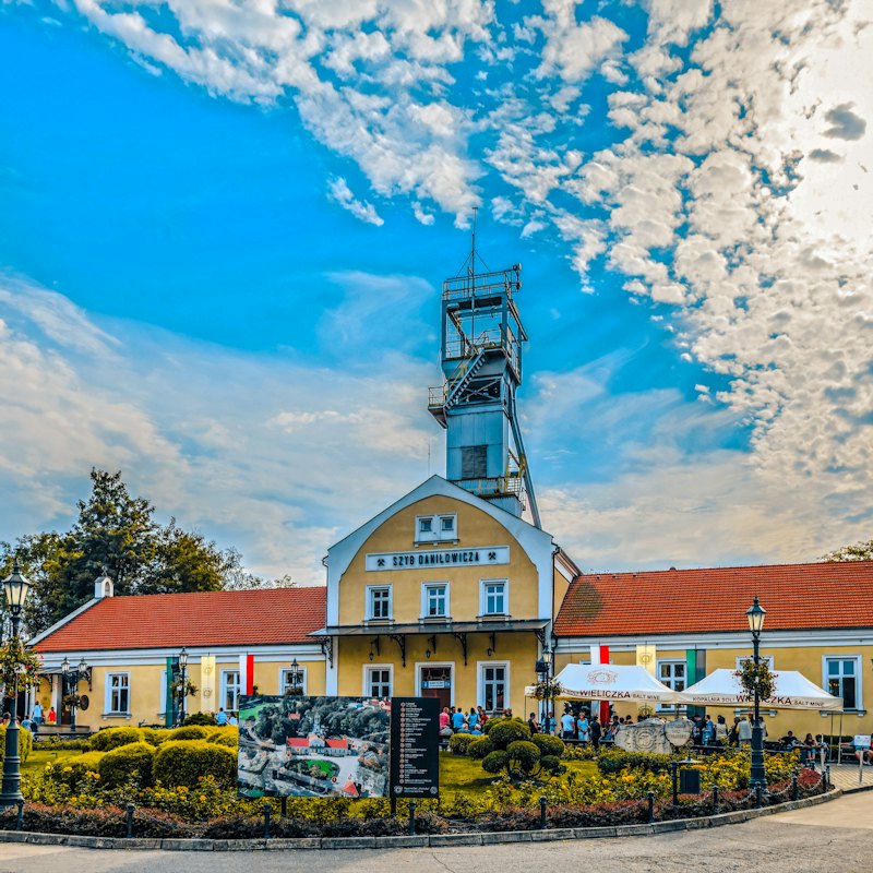 Wieliczka Salt Mine & Schindler's Factory: Tour from Krakow