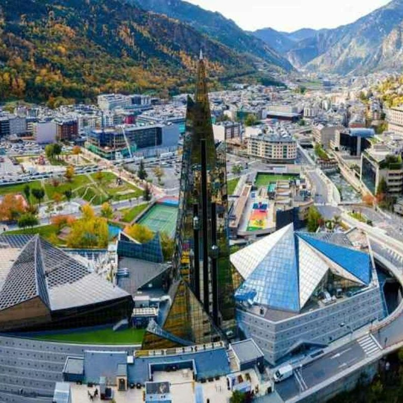 Andorra & France: Day Trip from Barcelona