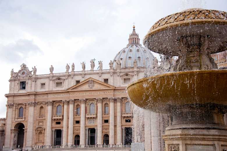 St. Peter’s Basilica: Escorted Entry + Audio Guide