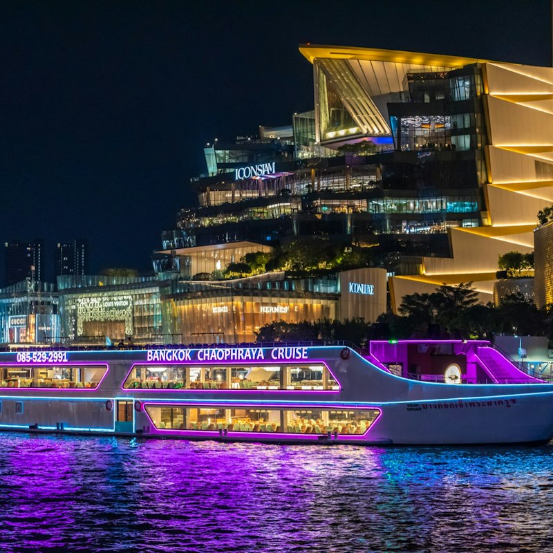 Bangkok: The Newest Chao Phraya River 5-Star Dinner Cruise at Asiatique