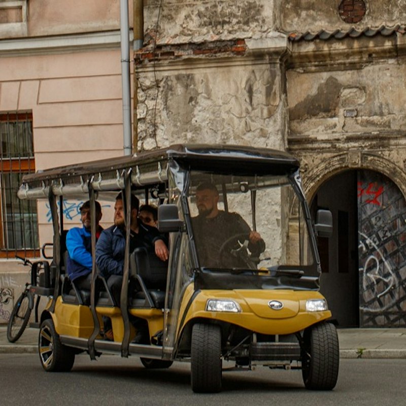 Krakow: City Sightseeing Tour by Electric Golf Cart + Audio Guide + Transfers