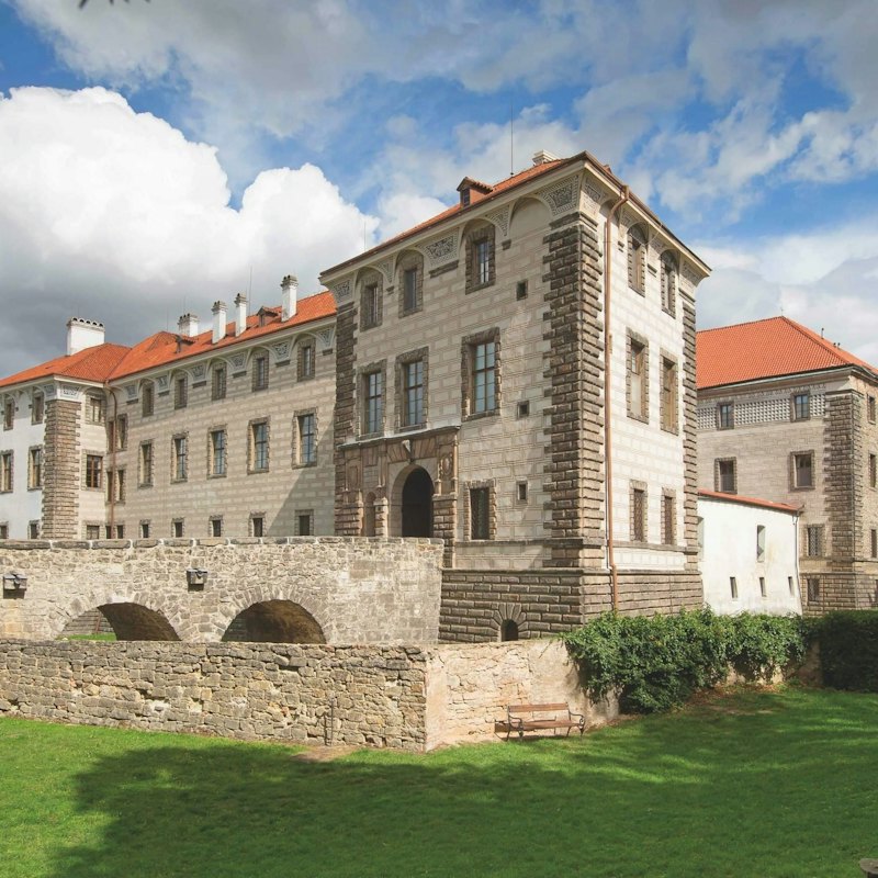 Nelahozeves Castle: Entry Ticket + Audio Guide