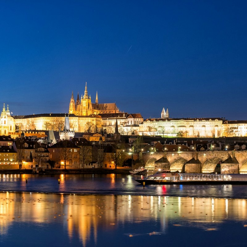 Prague: Evening Eco-Cruise + Glass of Prosecco