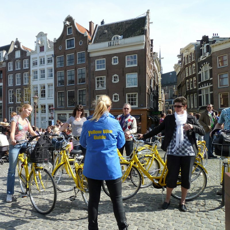 Amsterdam: 2-Hour Highlights Bike Tour